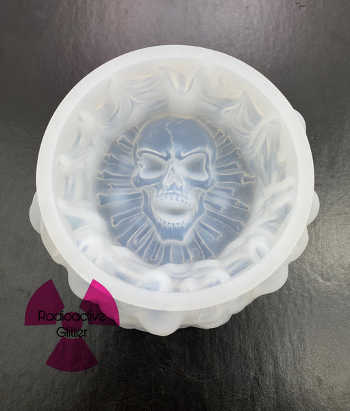 565 Skull Ashtray