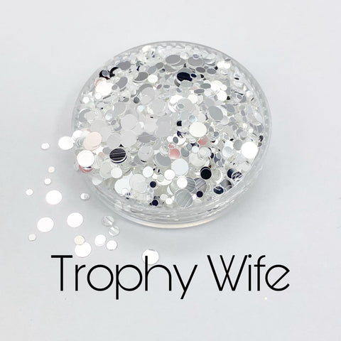 G0536.1 Trophy Wife