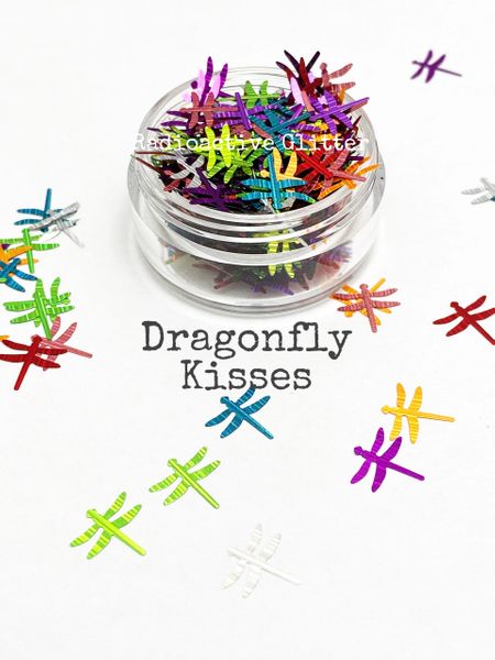 G1037 Dragonfly Kisses